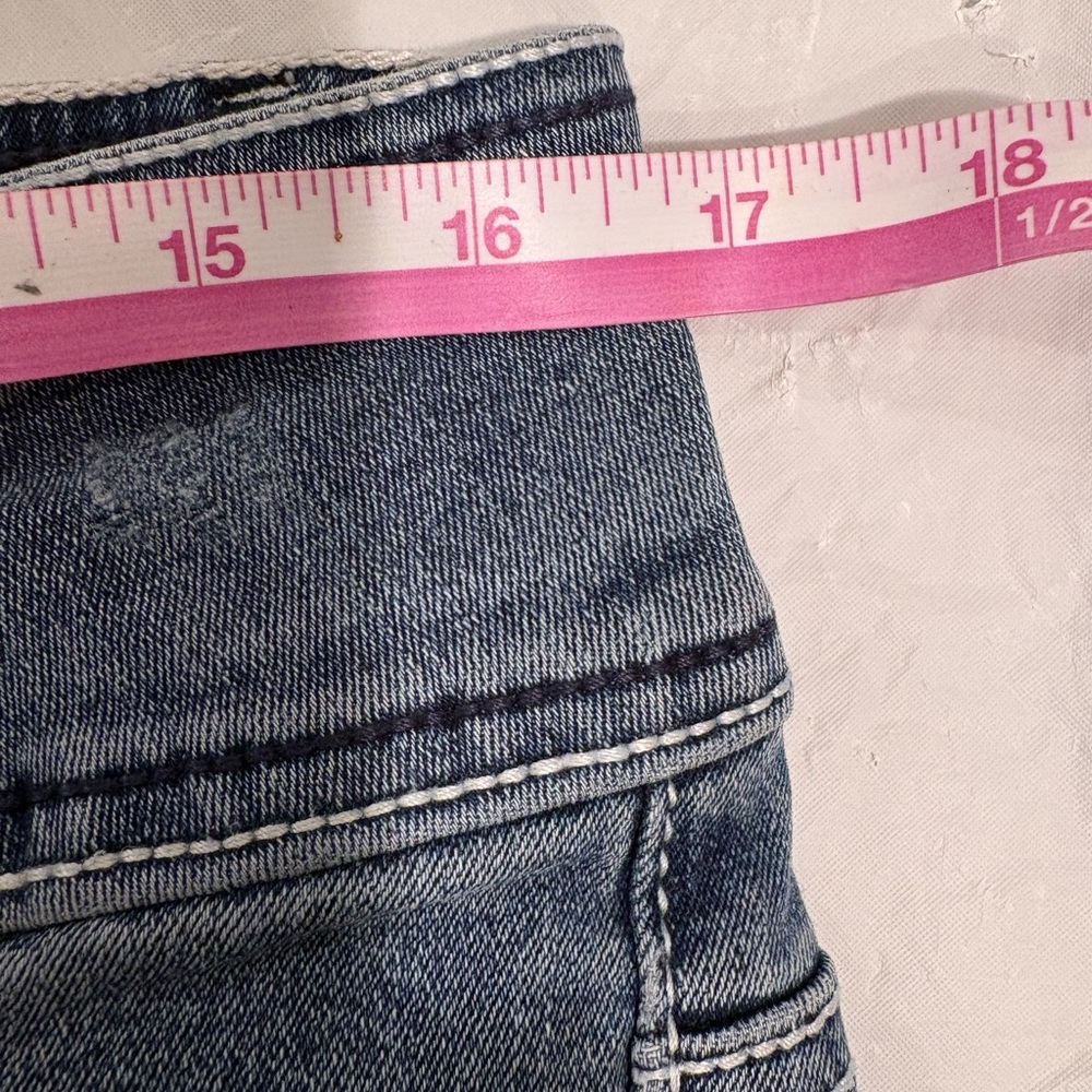 Flamingo Washed Blue Distressed Flare Jeans size XL. 33”/31” bootcut - Picture 7 of 10